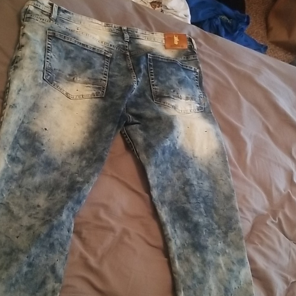 Pants - Picture 3 of 4